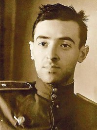 Наш любимый Карабас! С днем рождения! С Днем Победы!