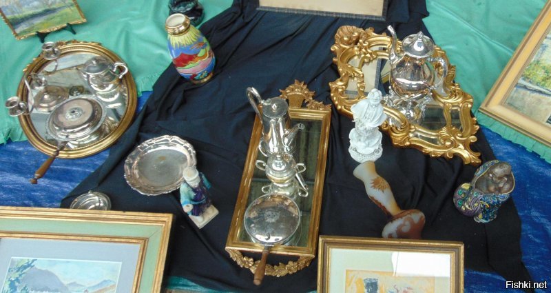 На наших бельгийских фломарктах чего только не увидишь. Да и цены вполне приемлемые. Было бы желание - и Наполеон Третий, и даже Первый. Даже 16-17 век можно купить. Были бы деньги...