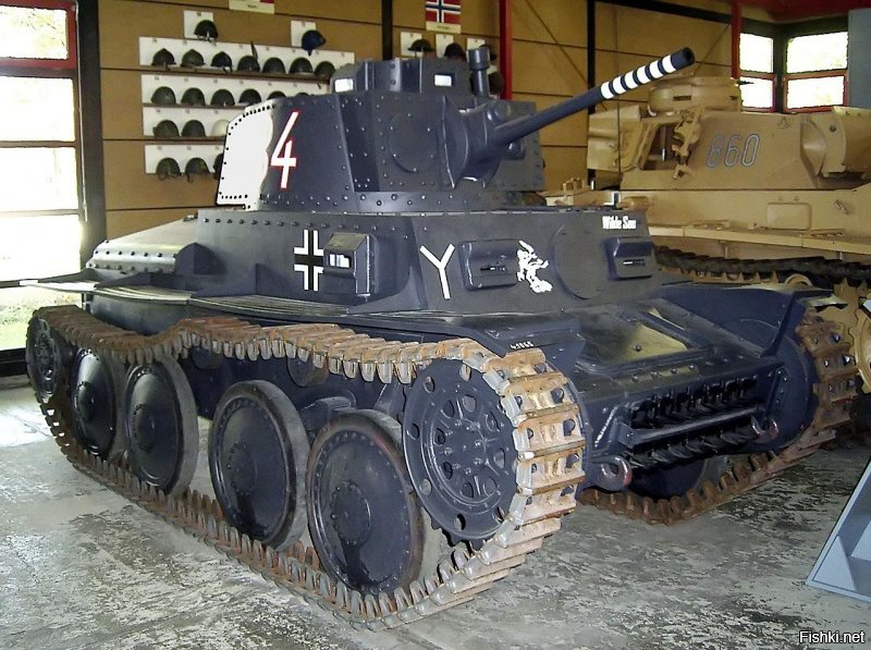 LT vz.38   изначально чехословацкий лёгкий танк конца 1930-х годов, созданный фирмой ЧКД. Более известен под использовавшимся в нацистской Германии обозначением Panzerkampfwagen 38(t) или Pz.Kpfw.38(t), под которым выпускался после оккупации Чехословакии и принимал активное участие в начальной стадии Второй мировой войны, считаясь на тот момент одним из лучших лёгких танков Вермахта.
