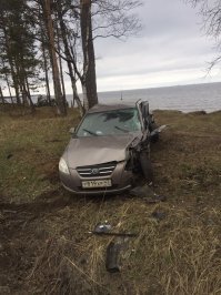 Авария дня. Человек вылетел из салона машины во время ДТП