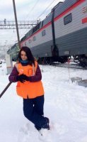 Все "посредственные", одна только зацепила:



Что-то в ней есть.
