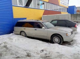 Тойота Краун Вагон 2,5 бензин, 1996 гв,  рама, задний привод, надежность плюс комфорт