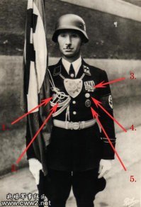 Чувак на фотке - Якоб Гриммингер (Jakob Grimminger)
Звезда на правом нагрудном кармане - Галлипольская звезда.