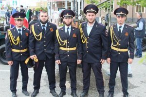 Типа форма одежды нормуль.....
Так и отношение к России......