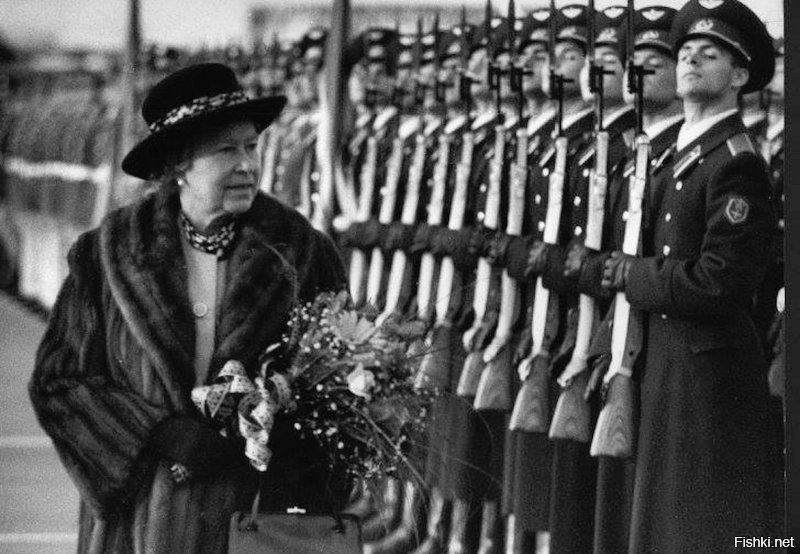 1994 год, 17 октября. Первыи  и последнии  визит королевы Англии Елизаветы II в Россию.