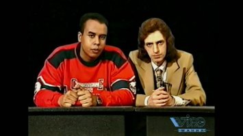 А чо бабы сплошные, как будто мужиков ведущих не было! :)
Вот, например, эти ребята до сих пор вместе ведут передачи: