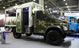 Не пойдёт, на такие авто спрос небольшой будет. Вот если бы на базе полноприводного шасси. Такие, правда, уже есть. Вот образцы