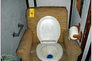 15 настолько ужасных туалетов, что лучше перетерпеть