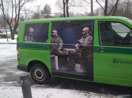 20 отличных рисунков на автомобилях