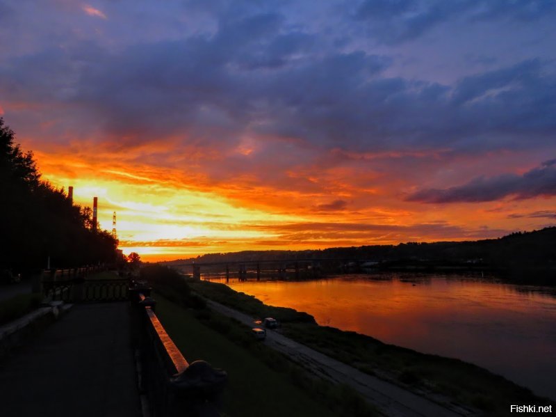 Закат над Кемерово. Набережная реки Томь