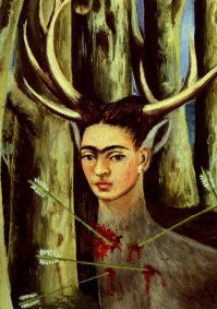 Посмотрел её творчество - одни автопортреты. Похоже ни чего другого она рисовать и не умела.