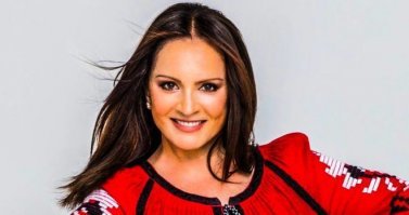 70 летнюю Софию - слабо?