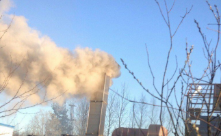 Увидел полкартинки и подумал, что опять какая-то высотка горит...