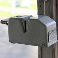 Ахахах пробить билет, а вам вообще знакомо такое устройство для пробивания билетов )