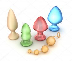 С такими бокалами-непроливайками пляжный отдых станет еще приятнее