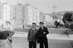 60, 45, 40 и 35 лет назад. Раскрасить и тоже самое...