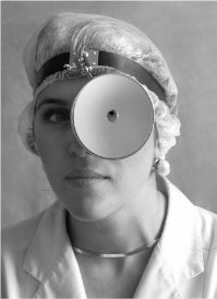 Надо же прицелиться ... в струях деареи ))) и найти то самое ... отверстие