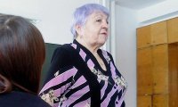 в фиолетовый