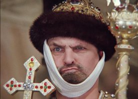 Королевские наряды со всего мира