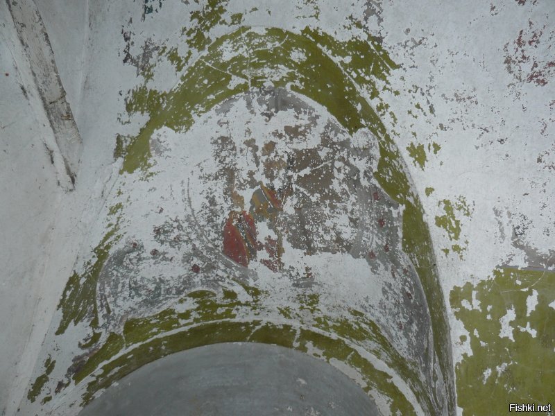 Курганская область, село Усть-Суерское. В 2008 был в таком виде, но уже тогда начинались реставрационные работы, не могу сказать когда восстановили, но действует уже несколько лет.