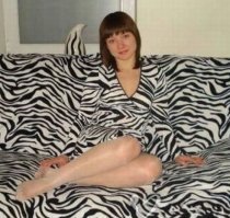 А девушка очень милая!