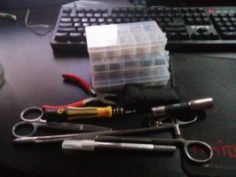 а нахрен тебе китайский нож. У меня под рукой есть :