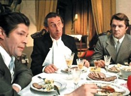 Продукты, вместо цветов и ухаживаний