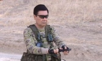 Полиция Туркменистана ищет тех, кто подтирается портретами президента
