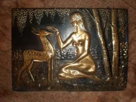 Очень популярным, а ещё и прибыльным хобби в СССР была чеканка ;)