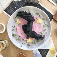 Учитесь, как надо снимать еду для инстаграма!