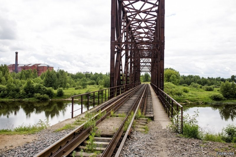 Мост который возвращает из мира приключений в Ярославль