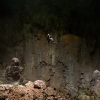 Гигантская пещера Мяо может спокойно вместить четыре египетские пирамиды