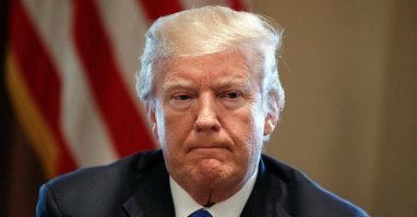 а его закидают ?