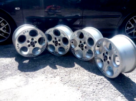 Народ, кто, что скажет? Вот увидел такие диски в продаже и думаю может купить? Хотя не собирался. Мне нравятся, но они трохи специфические и редкие, как вы считаете, норм или нет, цена вопроса 140$ R-16 Centra