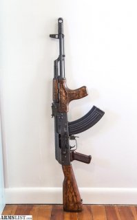 Не зря же на многих калашах потом появилась впереди ручка.