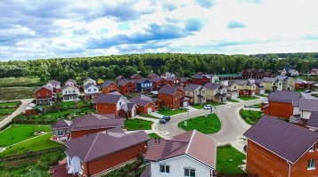 Ну вот как здорово что пьянь и быдло расселили вот в такие дома.
Лучше бы пенсионерам раздали но и так неплохо да?

Судя по Вашему рассказу дома им отдали бесплатно и обеспечивают работой на новенких заводах.

УЖАС!!!