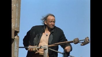 Мог появиться на экране на пару минут, но, тем не менее, его персонаж запоминался.