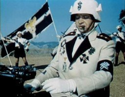 Популярность доводила его до стакана и намыленной верёвки. Лев Перфилов