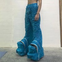 Почему в 80-е и 90-е люди так странно одевались?