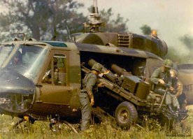 Дальнейшее развитие сия "тележка" получила уже в период войны во Вьетнаме. Willys М274  Mechanical Mule