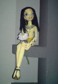 Я-то? 
Я все больше по реальным делам.
 Потому и вижу, когда человек свою работу показывает, а когда - копипастит "шо пид руку попадэ". (хотя - могу и ошибаться. Если ошибаюсь - приношу извинения)
Ну, если интересно, то вот одна из моих куколок. Правда, пошаговых инструкций я не предлагаю. ))