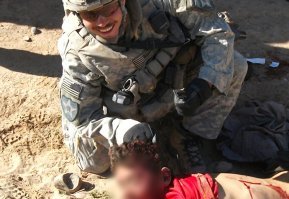 Как трогательно, щас заплачу. Армия США широко шагая по миру творит зверства и убийства с немого разрешения ООН и молчаливого согласия СМИ. Скоро не останется ни одной страны где бы не побывала нога американского солдата и где этот солдат не убивал мирных.