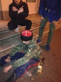 Похоже на очередной ВБРОС для поднятия ажиотажа и дискредитации ряженых клоунов (если конечно их ещё можно чем нибудь дискредитировать)