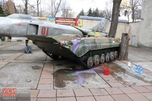 фотки такие только нашел, а может и не МИГ близко, может СУ некий, сильно не пинайте, все знать не могу, может и ошибся.