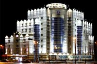 Сравните количество работников ПФ на душу населения в России и других странах.
В мировом рейтинге неэффективности ПФР - на третьем месте после Польши и Украины.


У ПФР зато самое большой головной офис в мире, да и региональные скромностью не отличаются.