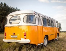 Прекрасное - ретро-автобус из детства
