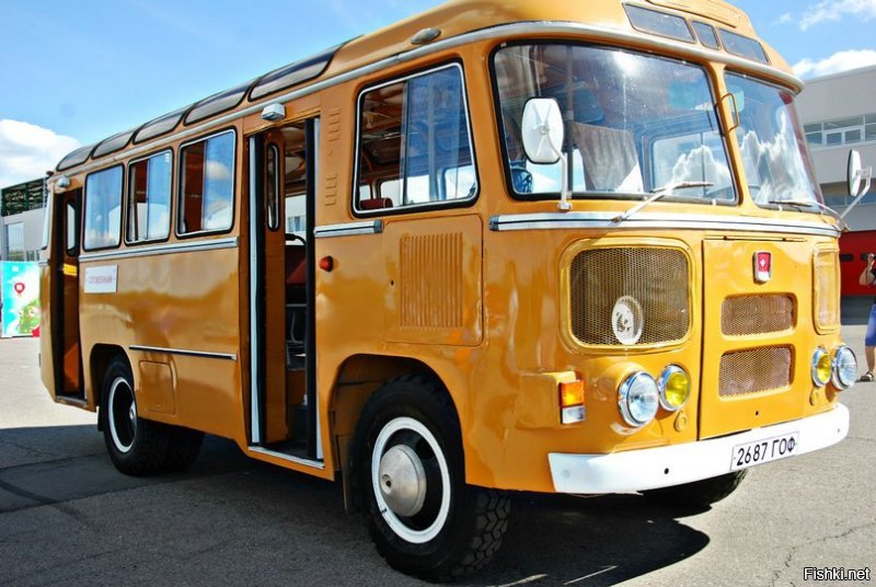 Прекрасное - ретро-автобус из детства