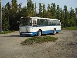 Все детство на таком в деревню к бабушке ездил,зимой конечно жесть была, да и летом, пылища. Очень редко был такой