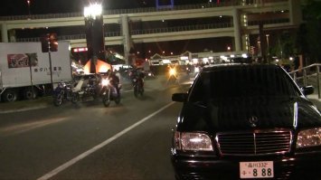 Вот настоящий якудза-стайл)