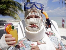 Болеть туристам на "вражеской" территории противопоказано.